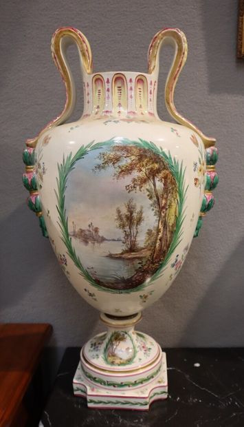 Large earthenware vase decorated with a gallant...
