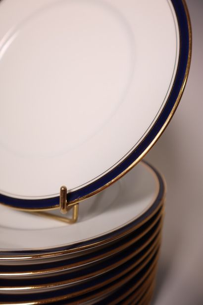 Ch. FIELD HAVILAND. Suite of 12 white, blue...