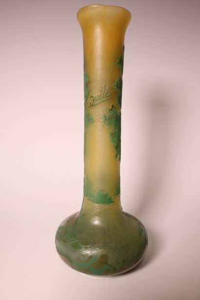 Vase in green and yellow-tinted multi-layered...