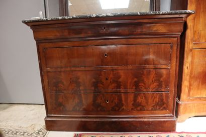 Commode en bois naturel et bois de placage,...