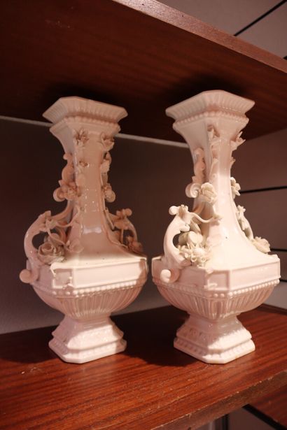 Pair of porcelain vases. 19th century (acc.)...