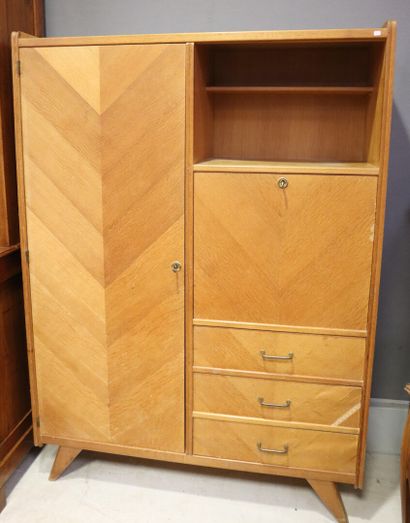 Storage unit in natural wood and veneer (missing),...