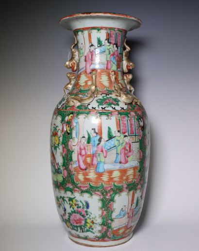 CHINA. Canton polychrome porcelain vase....