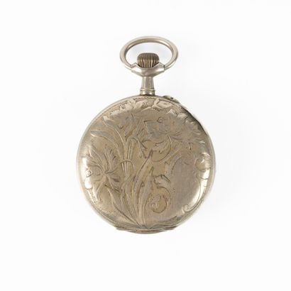 Silver pocket watch with key. 68.92 g gr...
