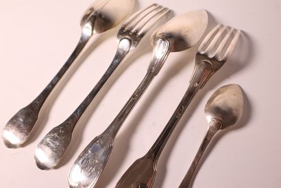 Set of silver flatware: cutlery and teaspoon...