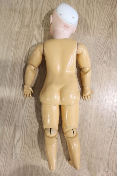 NOT PRESENTED - Large JUMEAU doll, porcelain...
