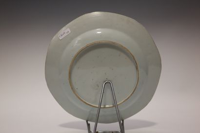 CHINA, Compagnie des Indes. Porcelain plate...