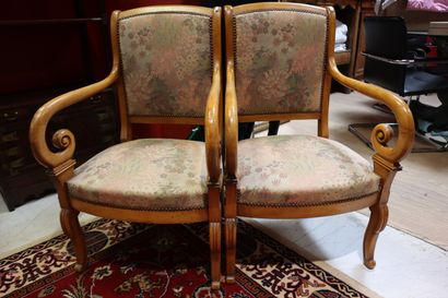 Pair of armchairs in natural wood, crook-shaped...