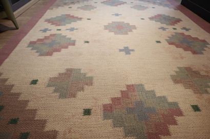 INDIA. Flat woven carpet with geometric design...