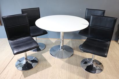 Ensemble de mobilier de repas, comprenant...