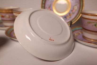 Ensemble de 6 sous tasses et 5 tasses en...