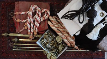 Set of curtains, double curtains, tiebacks,...