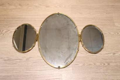 Oval triptych glass, brass. Height: 60 c...