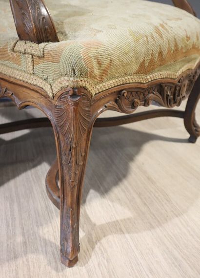 Pair of Regency-style armchairs in natural...