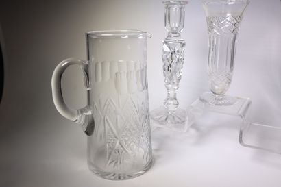 Glass and crystal set, including: DAUM vase...