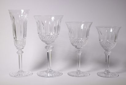 SAINT-LOUIS. Set of Tommy crystal glasses:...