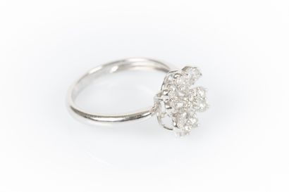 White gold pendant in a stylized setting...