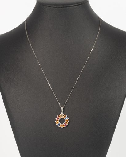 White gold pendant set with multicolored...