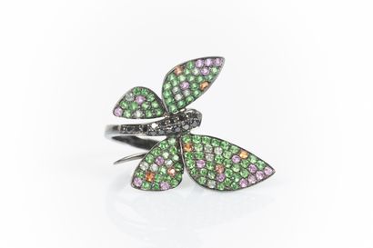 . Butterfly ring in white gold paved with...