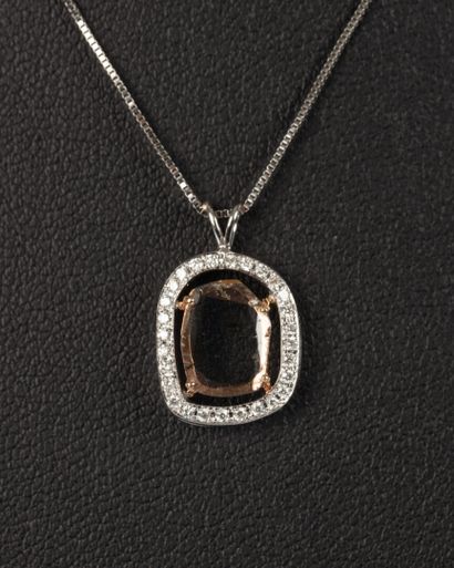 Two-tone white and rose gold pendant set...