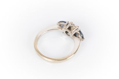 White gold ring set with a round diamond...