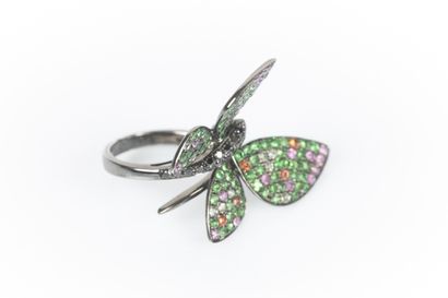 . Butterfly ring in white gold paved with...
