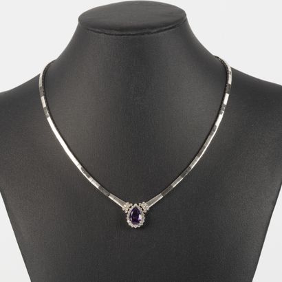 Articulated white gold necklace set with...
