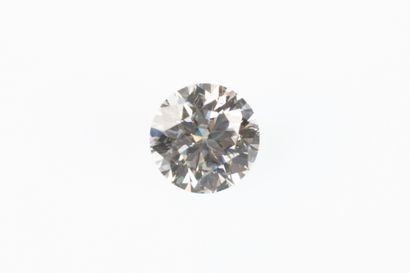 Diamond on paper (presumed quality F/G -VS2)...
