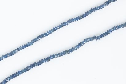 Necklace with natural sapphires weighing...
