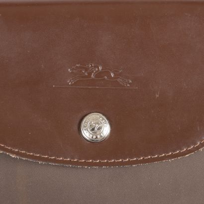 LONGCHAMP. Sac main en toile et cuir chocolat...