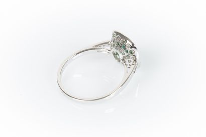Art Deco style white gold ring set with an...