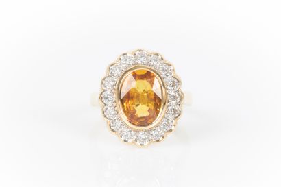 Bague marguerite en or jaune sertie d'un...