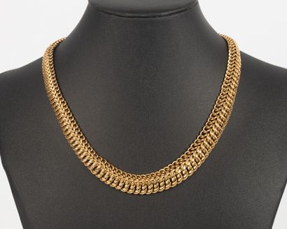 Collier en or maille américaine en chute....