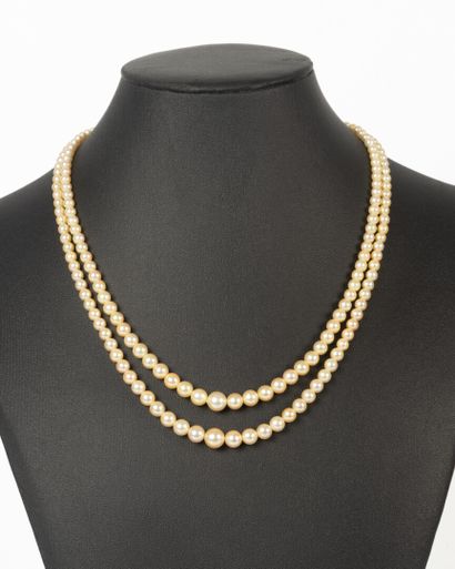 Collier double rangs de perles de culture...