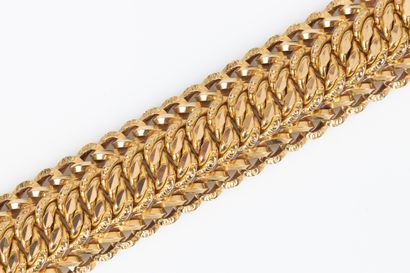 Important bracelet en or maille américaine....