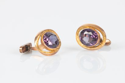 Paire de boutons de manchette en or rose...