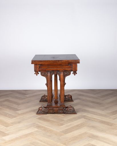 Petite table à rallonges à l'italienne en...
