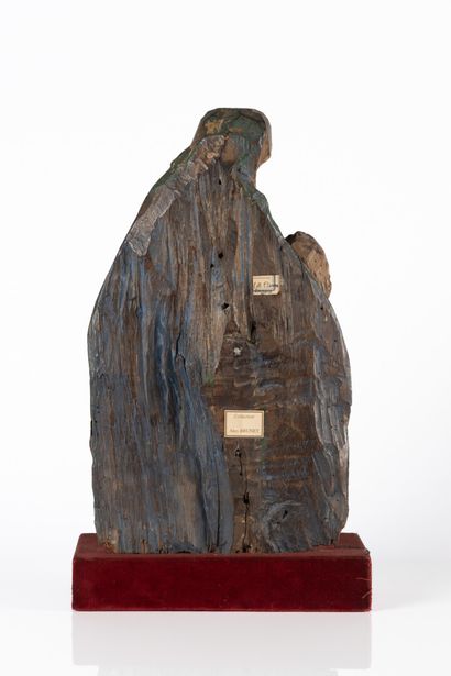 Vierge de Pitié en noyer sculpté et polychromé...
