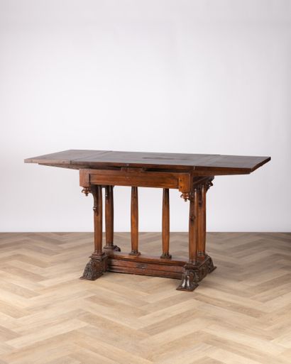 Petite table à rallonges à l'italienne en...