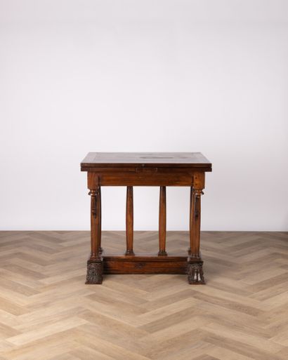 Petite table à rallonges à l'italienne en...