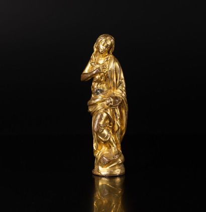 Statuette de Marie-Madeleine en bronze doré...