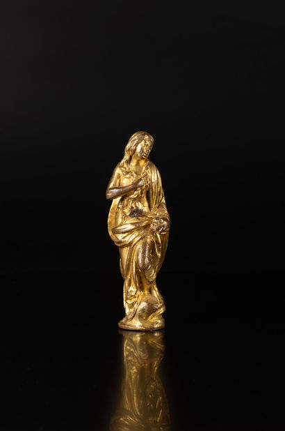Statuette de Marie-Madeleine en bronze doré...