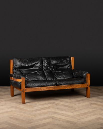Pierre CHAPO (1927-1987)
Fauteuil modèle...
