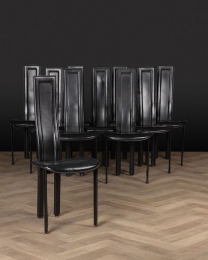 CATTELAN Giorgio
Suite de 10 chaises gainées...
