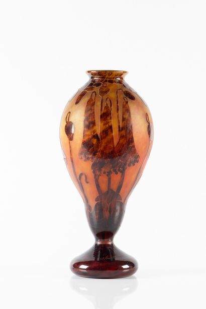 façon écaille, fond marmoréen jaune-orangé
SCHNEIDER....
