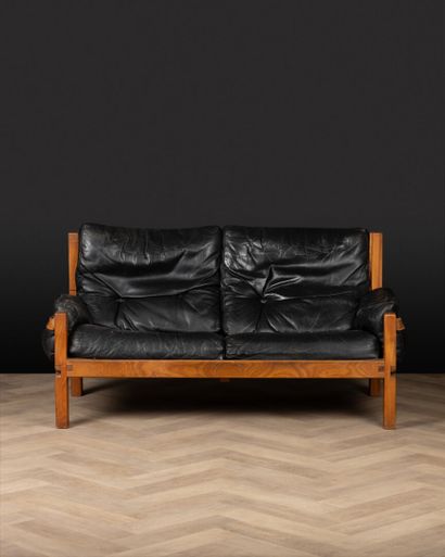 Pierre CHAPO (1927-1987)
Fauteuil modèle...