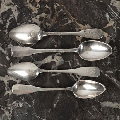 Ensemble de couverts en argent XVIIIe et...