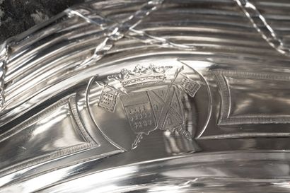 Saucière à plateau adhérent à contours en...