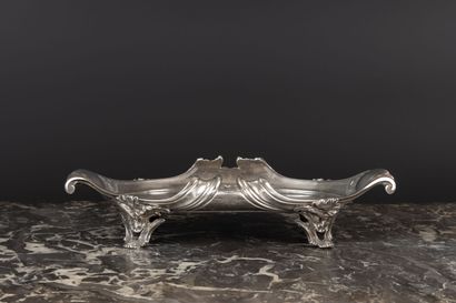 Porte huilier en argent de forme ovale, reposant...
