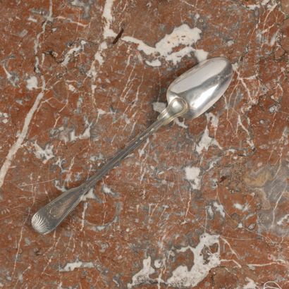 Cuilller à ragoût en argent, modèle filets...
